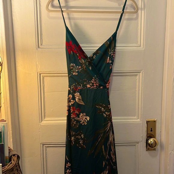 Floral Print Satin Maxi Dress - Picture 3 of 6